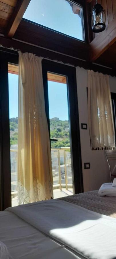 Hotel The First Gjirokastër Eksteriør bilde