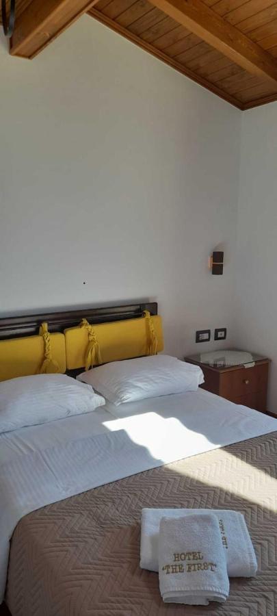 Hotel The First Gjirokastër Eksteriør bilde