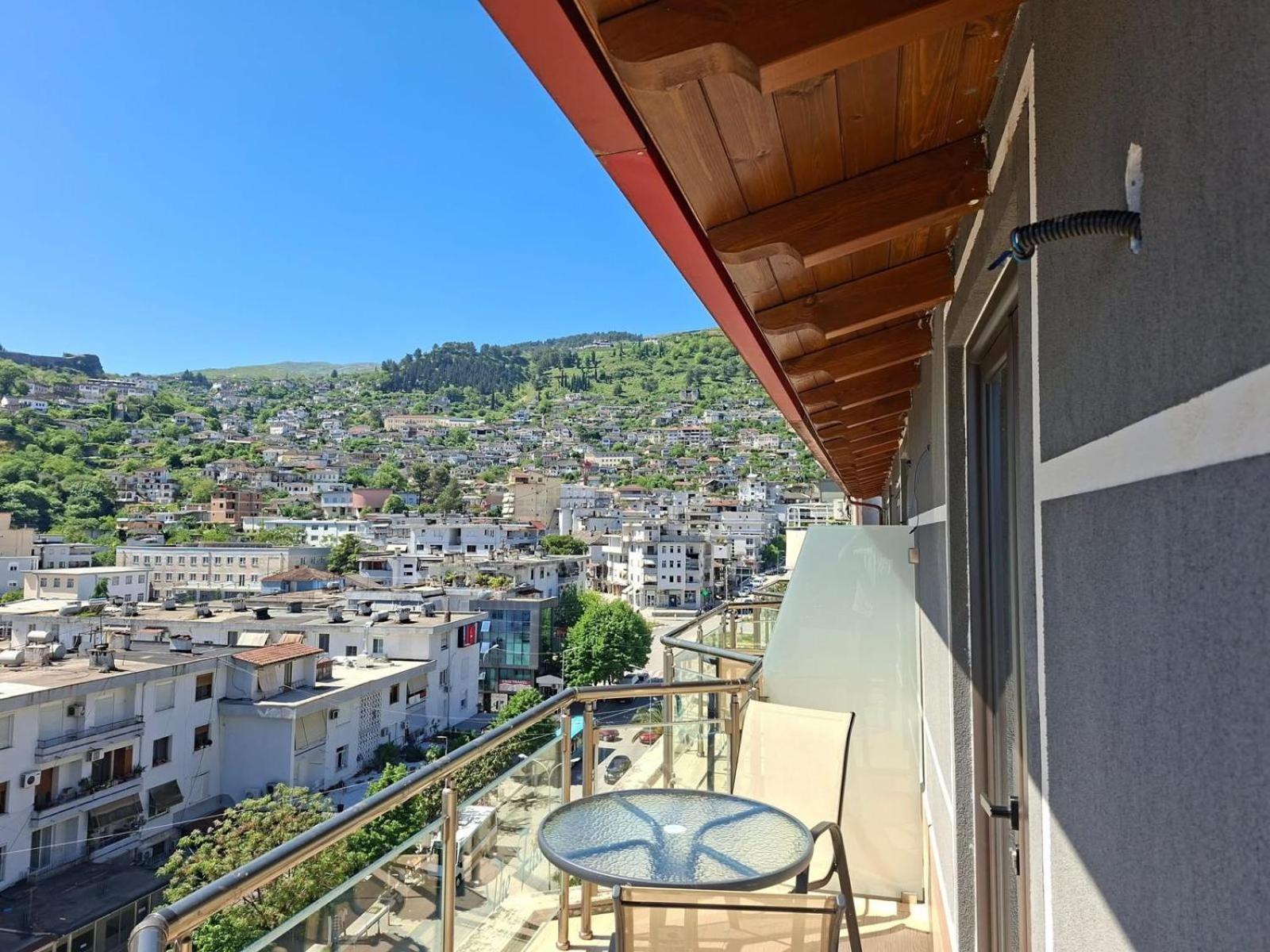 Hotel The First Gjirokastër Eksteriør bilde