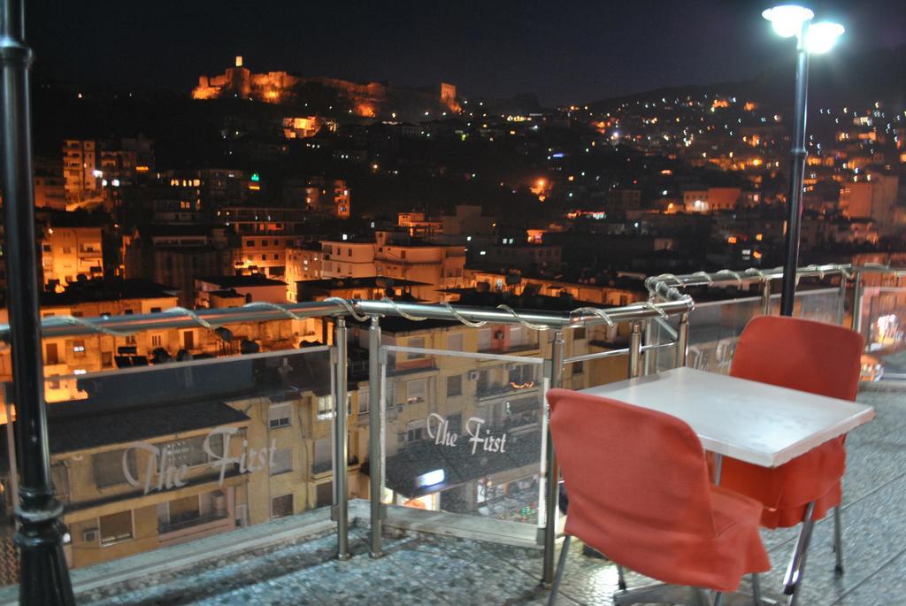Hotel The First Gjirokastër Eksteriør bilde